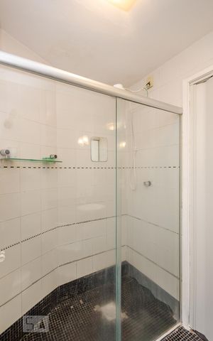 Apartamento para alugar com 70m², 2 quartos e 1 vagaBanheiro Social