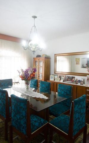 Casa à venda com 308m², 5 quartos e 2 vagasSala de Jantar