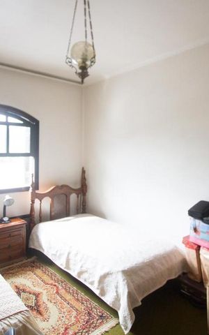 Casa à venda com 308m², 5 quartos e 2 vagasQuarto 3
