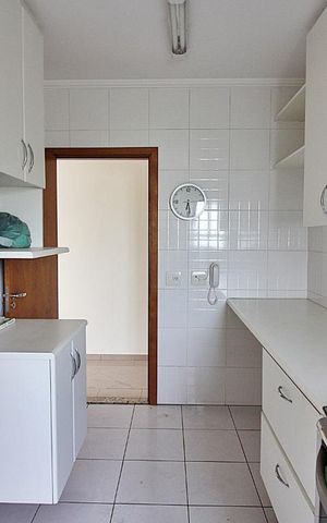 Apartamento à venda com 90m², 3 quartos e 2 vagasCozinha
