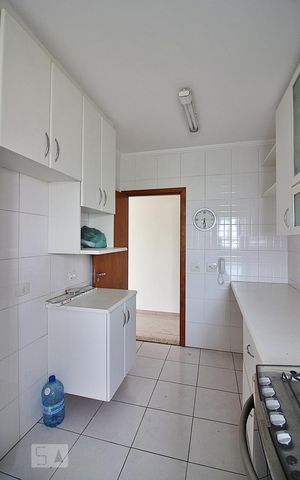 Apartamento à venda com 90m², 3 quartos e 2 vagasCozinha