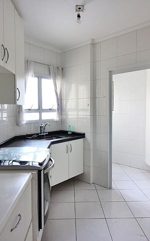 Apartamento à venda com 90m², 3 quartos e 2 vagasCozinha
