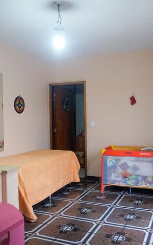 Casa à venda com 425m², 4 quartos e 4 vagasSala de TV