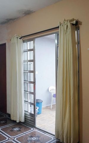 Casa à venda com 425m², 4 quartos e 4 vagasSala de TV
