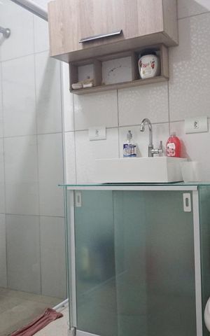 Casa à venda com 425m², 4 quartos e 4 vagasBanheiro 2