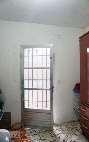Casa à venda com 425m², 4 quartos e 4 vagasLavanderia