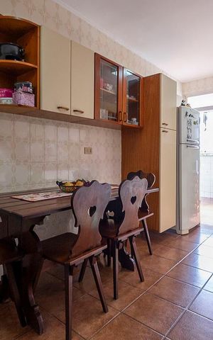 Apartamento à venda com 120m², 2 quartos e 2 vagas Apartamento à venda com 120m², 2 quartos e 2 vagasCozinha