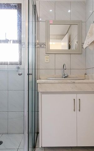 Apartamento à venda com 78m², 1 quarto e 2 vagas Apartamento à venda com 78m², 1 quarto e 2 vagasBanheiro