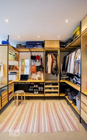 Apartamento para alugar com 74m², 1 quarto e 1 vaga Apartamento para alugar com 74m², 1 quarto e 1 vagaCloset