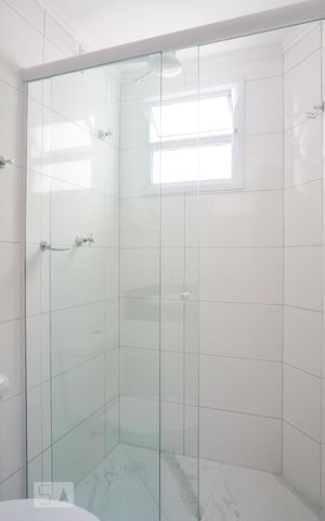 Apartamento para alugar com 41m², 2 quartos e sem vagaBanheiro