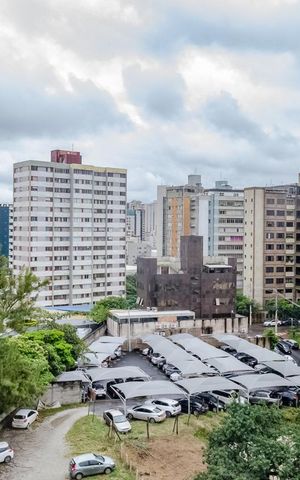 Apartamento à venda com 172m², 4 quartos e 2 vagas