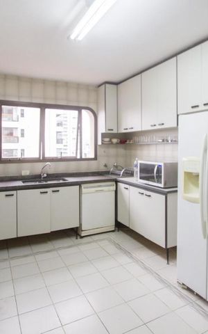 Apartamento para alugar com 328m², 4 quartos e 4 vagasCozinha