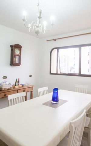 Apartamento para alugar com 328m², 4 quartos e 4 vagasCopa