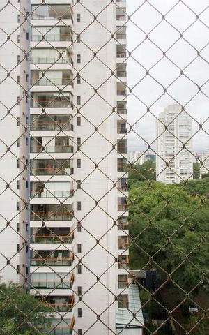 Apartamento para alugar com 328m², 4 quartos e 4 vagasVista 3