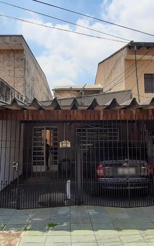 Casa para alugar com 30m², 1 quarto e sem vaga Casa para alugar com 30m², 1 quarto e sem vagaFachada