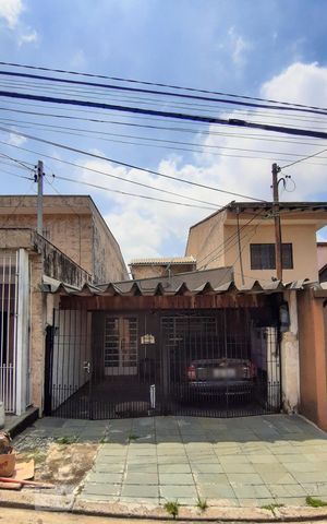 Casa para alugar com 30m², 1 quarto e sem vaga Casa para alugar com 30m², 1 quarto e sem vagaFachada