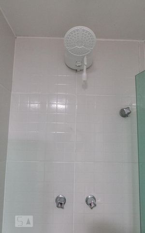 Apartamento para alugar com 64m², 2 quartos e 1 vaga Apartamento para alugar com 64m², 2 quartos e 1 vagaBanheiro