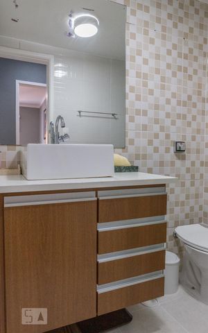 Apartamento para alugar com 64m², 2 quartos e 1 vaga Apartamento para alugar com 64m², 2 quartos e 1 vagaBanheiro