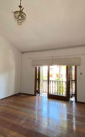 Casa à venda com 239m², 3 quartos e 2 vagasQuarto 4 Suíte