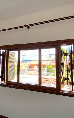 Casa à venda com 239m², 3 quartos e 2 vagasQuarto 2