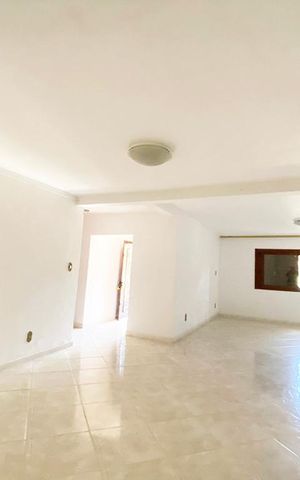 Casa à venda com 239m², 3 quartos e 2 vagasQuarto 1