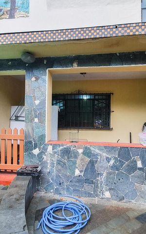 Casa à venda com 350m², 4 quartos e 4 vagas