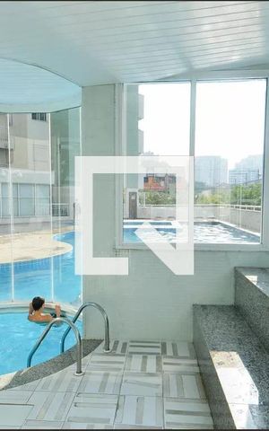 Apartamento à venda com 127m², 3 quartos e 3 vagas Apartamento à venda com 127m², 3 quartos e 3 vagasSauna