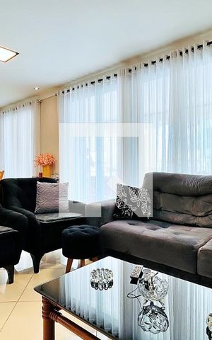 Apartamento à venda com 127m², 3 quartos e 3 vagas Apartamento à venda com 127m², 3 quartos e 3 vagasSala