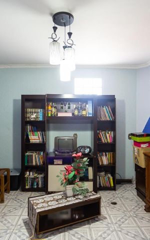 Casa à venda com 65m², 3 quartos e 2 vagasSala 3