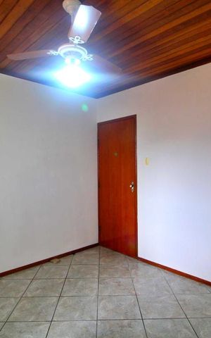 Casa à venda com 87m², 2 quartos e 3 vagasQuarto 2