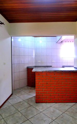 Casa à venda com 87m², 2 quartos e 3 vagasCozinha