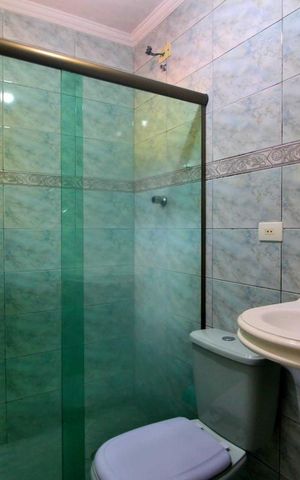 Casa à venda com 87m², 2 quartos e 3 vagasBanheiro da Suíte