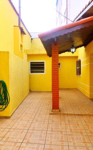 Casa à venda com 87m², 2 quartos e 3 vagasQuintal