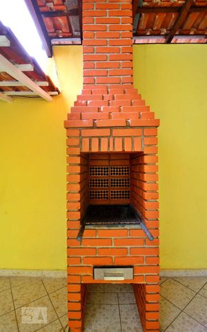 Casa à venda com 87m², 2 quartos e 3 vagasChurrasqueira