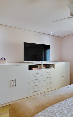 Apartamento à venda com 337m², 4 quartos e 6 vagas Apartamento à venda com 337m², 4 quartos e 6 vagasSuíte 1
