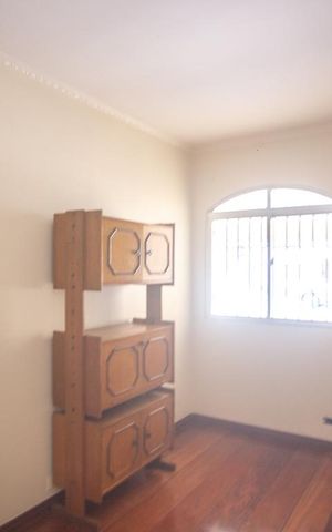 Casa à venda com 398m², 3 quartos e 8 vagas Casa à venda com 398m², 3 quartos e 8 vagasOffice
