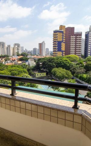 Apartamento à venda com 127m², 3 quartos e 3 vagasSacada