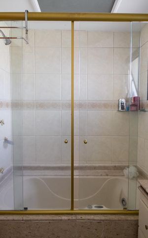 Apartamento à venda com 127m², 3 quartos e 3 vagasBanheiro
