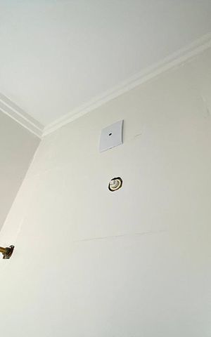 Casa de condomínio à venda com 108m², 3 quartos e 2 vagasChuveiro do Banheiro 2