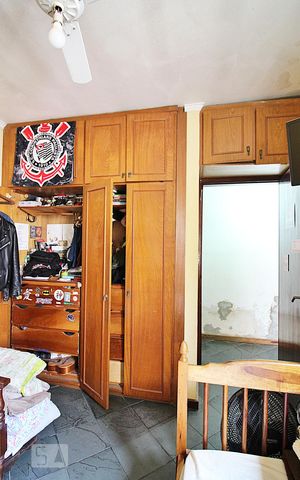 Casa à venda com 181m², 2 quartos e 4 vagasQuarto 2 