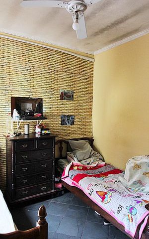 Casa à venda com 181m², 2 quartos e 4 vagasQuarto 2 