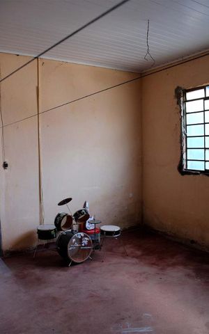 Casa à venda com 317m², 3 quartos e 5 vagas Casa à venda com 317m², 3 quartos e 5 vagasEdícula