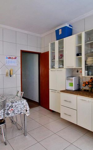 Casa à venda com 162m², 3 quartos e 4 vagasCozinha
