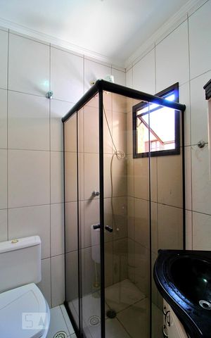 Casa à venda com 162m², 3 quartos e 4 vagasBanheiro da Suíte 2