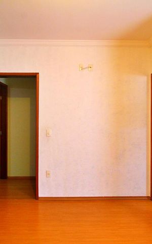 Casa à venda com 162m², 3 quartos e 4 vagasSuíte 2