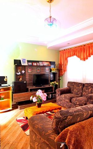 Casa à venda com 162m², 3 quartos e 4 vagasSala