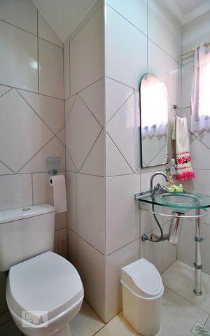Casa à venda com 162m², 3 quartos e 4 vagasLavabo