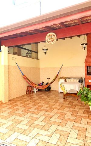Casa à venda com 162m², 3 quartos e 4 vagasÁrea Externa