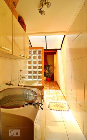 Casa à venda com 162m², 3 quartos e 4 vagasÁrea de Serviço