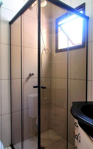 Casa à venda com 162m², 3 quartos e 4 vagasBanheiro da Suíte 2